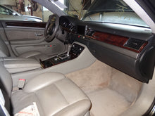 Load image into Gallery viewer, CD PLAYER Audi A8 S6 A6 2003 03 2004 04 2005 05 06 - 09 - NW136107
