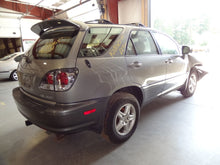 Load image into Gallery viewer, TURN SIGNAL LIGHT LAMP RX300 99 00 01 02 03 Bumper Mounted Left - NW82885
