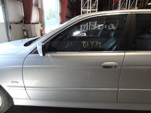 Load image into Gallery viewer, GRILL BMW 530i 525i 2001 01 2002 02 03 Left - NW98196

