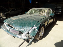 Load image into Gallery viewer, Amplifier Jaguar XJ8 1998 98 1999 99 - NW137916
