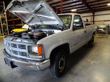 Load image into Gallery viewer, DOOR MIRROR MANUAL REMOTE 1500 Pickup 2500 Pickup 3500  88-00 Right - NW50698
