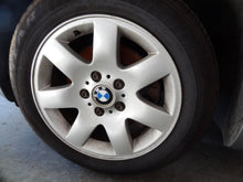 Load image into Gallery viewer, FENDER BMW 320i 330i 325i 02 03 04 05 Right - NW76194
