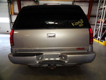 Load image into Gallery viewer, Speedometer Cluster GMC Yukon 2000 - NW349907
