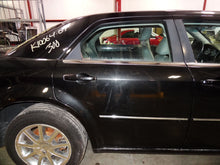 Load image into Gallery viewer, PARKLAMP Chrysler 300 2005 05 2006 06 2007 07 2008 08 09 10 11 12 Right - NW81383
