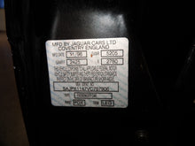 Load image into Gallery viewer, Radio Antenna Jaguar XJ6 1997 - NW7777
