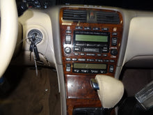 Load image into Gallery viewer, HEADLIGHT LAMP ASSEMBLY Toyota Avalon 00 01 02 03 04 Right - NW103621
