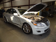 Load image into Gallery viewer, THEFT CONTROL MODULE COMPUTER Hyundai Genesis 2009 09 2010 10 - NW32235
