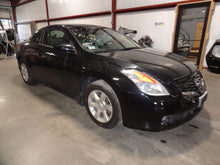 Load image into Gallery viewer, RADIATOR FAN ASSEMBLY Nissan Altima 2007 07 2008 08 2009 09 2010 10 2011 11 - NW63815
