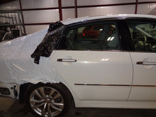 Load image into Gallery viewer, TEMPERATURE CONTROL COMPUTER Infiniti M35 M45 2010 10 - NW31505
