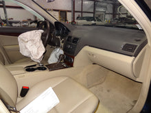 Load image into Gallery viewer, SIDE MARKER LAMP LIGHT C230 C250 C300 C350 07-14 Bumper Mounted Right - NW83033
