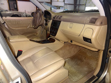 Load image into Gallery viewer, FOG LIGHT Mercedes ML320 ML350 ML500 1998 98 1999 99 00 01 02 - 05 Right - NW83156
