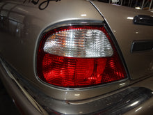 Load image into Gallery viewer, HEADLIGHT LAMP ASSEMBLY Vanden Pl XJ8 XJ8L XJR 1998-2003 Right - NW103023
