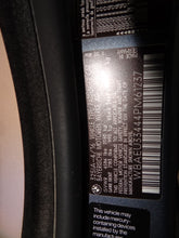 Load image into Gallery viewer, PARKLAMP BMW 320i 325i 330i 2002 02 2003 03 2004 04 2005 05 Left - NW82002
