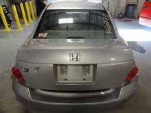 Load image into Gallery viewer, DISPLAY SCREEN Honda Accord 2010 10 2011 11 2012 12 - NW137563
