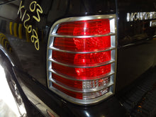 Load image into Gallery viewer, GRILLE Mercury Mountaineer 2002 02 2003 03 2004 04 2005 05 - NW97957
