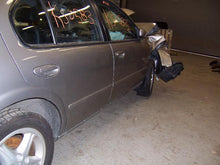 Load image into Gallery viewer, WINDOW SWITCH Nissan Maxima 1999 99 - 22570
