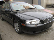 Load image into Gallery viewer, WIPER MOTOR Volvo S60 V70 S80 99 00 01 02 03 04 - 07 08 - 21913
