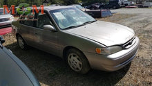 Load image into Gallery viewer, HEADLIGHT LAMP ASSEMBLY Corolla 1998 98 1999 99 2000 00 Right - MM1881764
