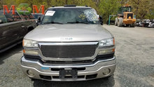 Load image into Gallery viewer, [INVENTORYCAR_YEAR_MAKE_MODEL] TRANSMISSION 4X4 - MM2335759
