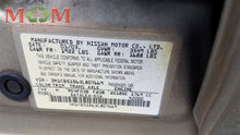 Load image into Gallery viewer, HEADLIGHT LAMP ASSEMBLY Nissan Sentra 00 01 02 03 Right - MM2061400
