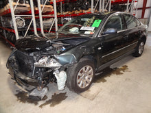 Load image into Gallery viewer, PARKLAMP Volkswagen Passat 2001 01 2002 02 2003 03 2004 04 2005 05 Right - NW83712
