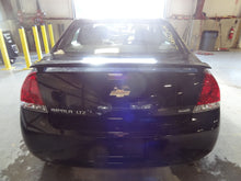 Load image into Gallery viewer, RADIO Impala Impala New Style Impala Old Style 13 14 15 16  AM FM CD - NW134619
