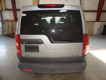 Load image into Gallery viewer, GRILLE Land Rover LR3 2005 05 2006 06 2007 07 2008 08 2009 09 Upper - NW98613
