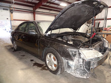 Load image into Gallery viewer, CD CHANGER LEXUS ES300 1997 97 1998 98 99 00 01 - NW138066
