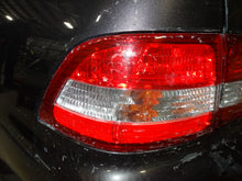 Load image into Gallery viewer, CD CHANGER LEXUS ES300 1997 97 1998 98 99 00 01 - NW138066
