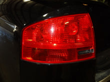 Load image into Gallery viewer, SIDE MARKER LAMP LIGHT A4 A6 Allroad RS4 RS6 S4 S6 02-09 Fender Mounted - NW81900
