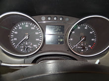 Load image into Gallery viewer, FOG LAMP LIGHT C230 C240 C280 C320 C350 C55 CLS500 05-11 Bumper Mounted - NW83147
