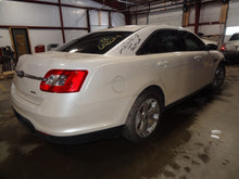 Load image into Gallery viewer, Radio Ford Taurus 2012 - NW135516
