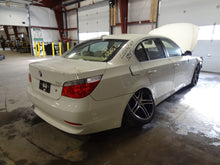 Load image into Gallery viewer, SIDE MARKER LAMP LIGHT 525i 528i 530i 535i 545i 550i M5 04-10 Right - NW82193
