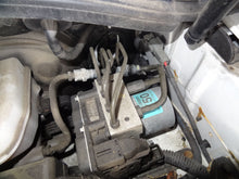 Load image into Gallery viewer, RADIATOR FAN ASSEMBLY Kia Sorento 2007 07 2008 08 2009 09 - NW64183
