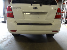 Load image into Gallery viewer, RADIATOR FAN ASSEMBLY Kia Sorento 2007 07 2008 08 2009 09 - NW64183
