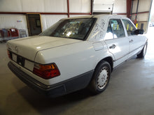 Load image into Gallery viewer, ECU ECM Computer  MERCEDES 190 1989 - NW61642

