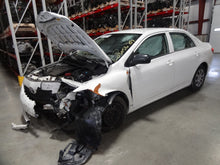 Load image into Gallery viewer, SPEEDOMETER CLUSTER Toyota Corolla 2009 09 2010 10 - NW162010
