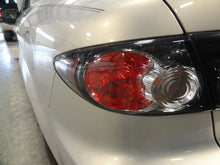 Load image into Gallery viewer, RADIO MAZDA 6 06 07 AM FM CD - NW138255
