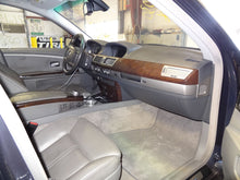 Load image into Gallery viewer, FOG LAMP LIGHT 750i 750il 750LI 760li Alpina B7 06-08 Bumper Mounted Left - NW82427
