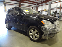 Load image into Gallery viewer, Radio  MERCEDES E-CLASS 2006 - NW138752
