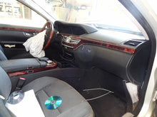 Load image into Gallery viewer, INFO-GPS SCREEN CL550 CL600 CL63 CL65 S450 Cdn S550 S600 S63 07-09 - NW105715
