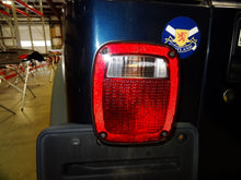 Load image into Gallery viewer, PARKLAMP Jeep Wrangler 2001 01 2002 02 2003 03 2004 04 05 06 Left - NW81614
