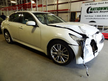 Load image into Gallery viewer, CD CHANGER Infiniti G35 2007 07 2008 08 - NW136983
