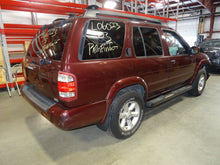 Load image into Gallery viewer, FOG LIGHT Pathfinder 99 00 01 02 03 04 Right - NW82645
