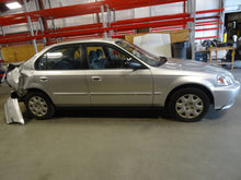 Load image into Gallery viewer, CD PLAYER  Accord Civic CR-V 1994 94 1995 95 96 97 98 - NW137590
