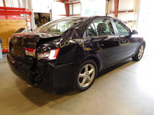 Load image into Gallery viewer, RADIO Hyundai Sonata 2006 06 2007 07 AM/FM/CD/MP3 - NW137471
