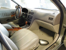 Load image into Gallery viewer, PARKLAMP Infiniti I35 I30 2000 00 01 02 03 04 Left - NW82561
