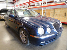 Load image into Gallery viewer, Body control module Jaguar S Type 2000 00 - NW32754
