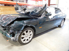 Load image into Gallery viewer, BODY CONTROL MODULE BCM COMPUTER Vanden Pl XJ8 XJ8L XJR 05-07 - NW33151
