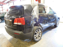 Load image into Gallery viewer, RADIATOR FAN ASSEMBLY Sorento Santa Fe 2010 10 2011 11 12 13 3.5L - NW64186
